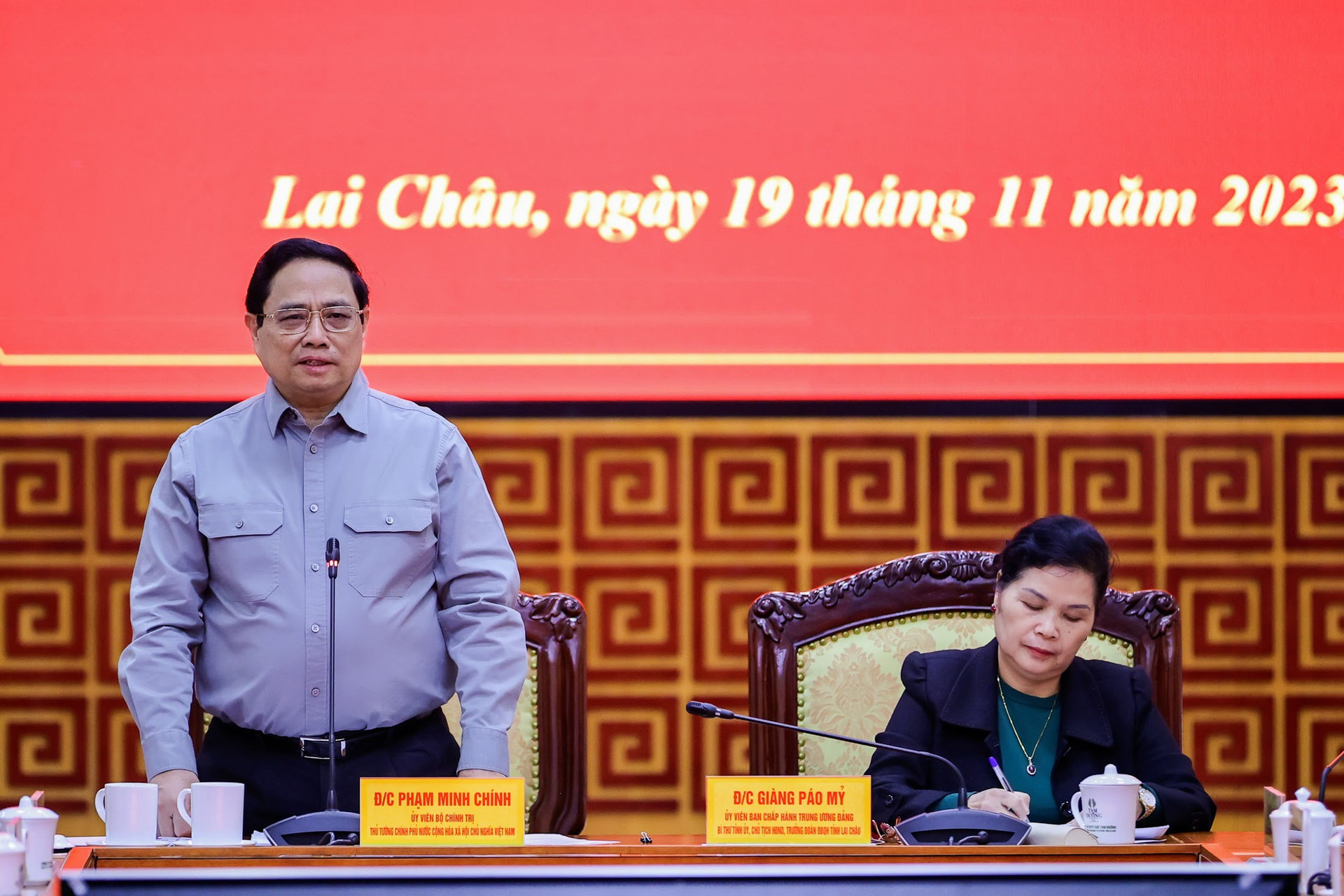 Thủ tướng: Làm bằng được các công trình hạ tầng lớn để kết nối Lai Châu với trong nước và quốc tế- Ảnh 10.