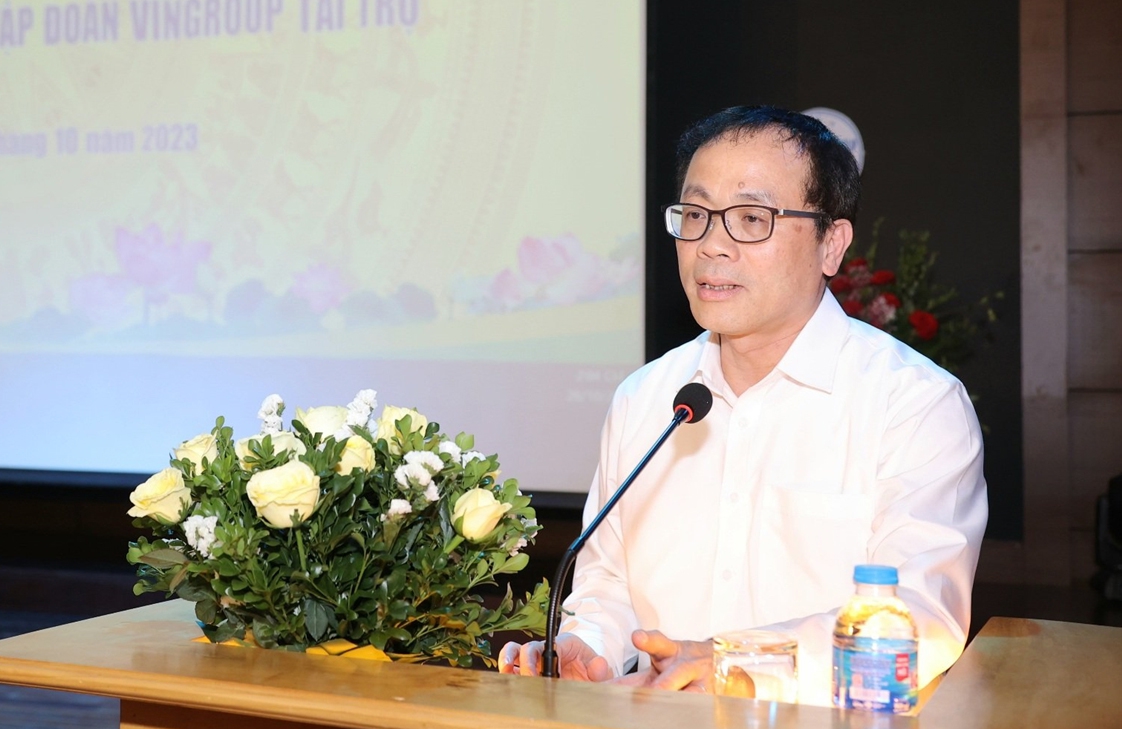 Gs.Ts. Tạ Thành Văn - Chủ tịch Hội đồng Trường Đại học Y Hà Nội phát biểu tại lễ khai giảng. (Ảnh: Trần Minh)