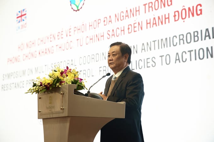 Bộ trưởng Lê Minh Hoan cho biết công tác phòng, chống kháng kháng sinh là một nhiệm vụ ưu tiên của ngành. Ảnh: Linh Linh.